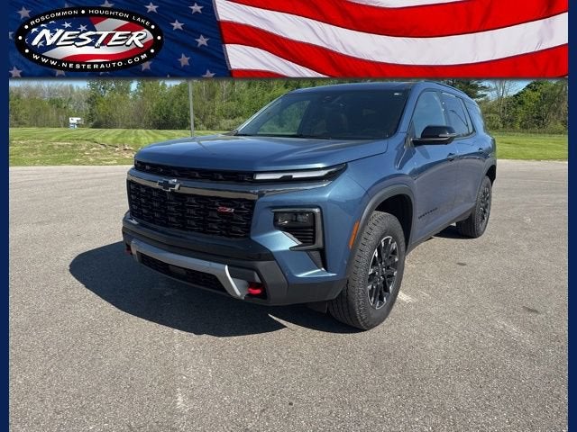 2024 Chevrolet Traverse Z71 in Lakeshore Blue Metallic — front three-quarter view