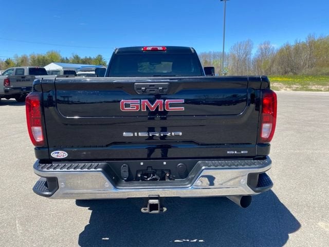 2022 GMC Sierra 2500 HD — interior view
