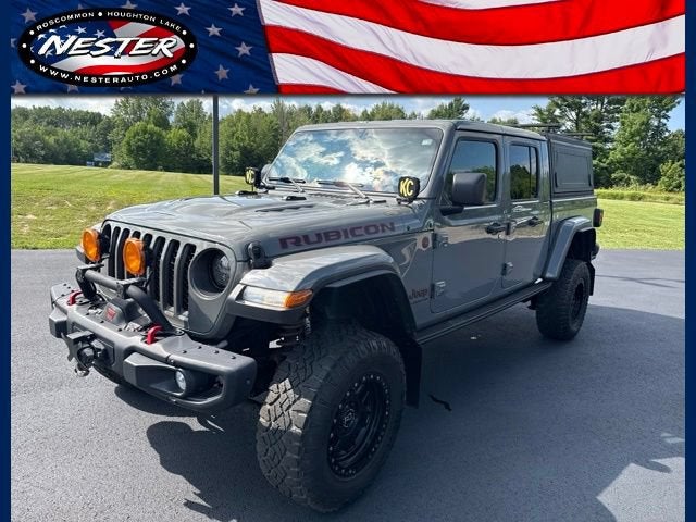 2023 Jeep Gladiator Rubicon in Gray — front three-quarter view